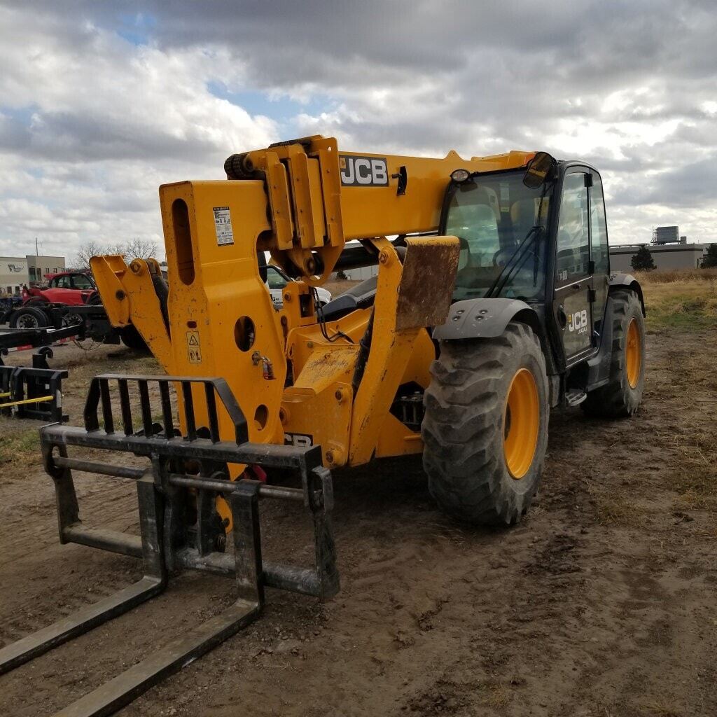 2018 JCB 512-56 in Milwaukee, WI