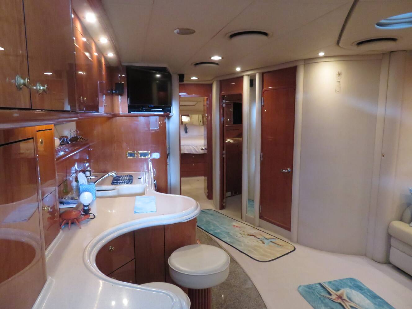 A photo of this 2001 Sea Ray 510 SUNDANCER