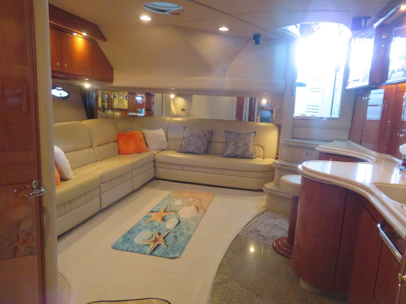 A photo of this 2001 Sea Ray 510 SUNDANCER