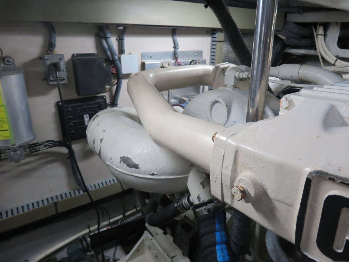 A photo of this 2001 Sea Ray 510 SUNDANCER