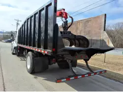2016 FREIGHTLINER BUSINESS CLASS M2 106