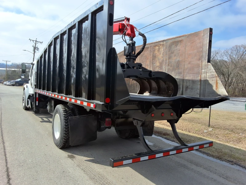 2016 FREIGHTLINER BUSINESS CLASS M2 106