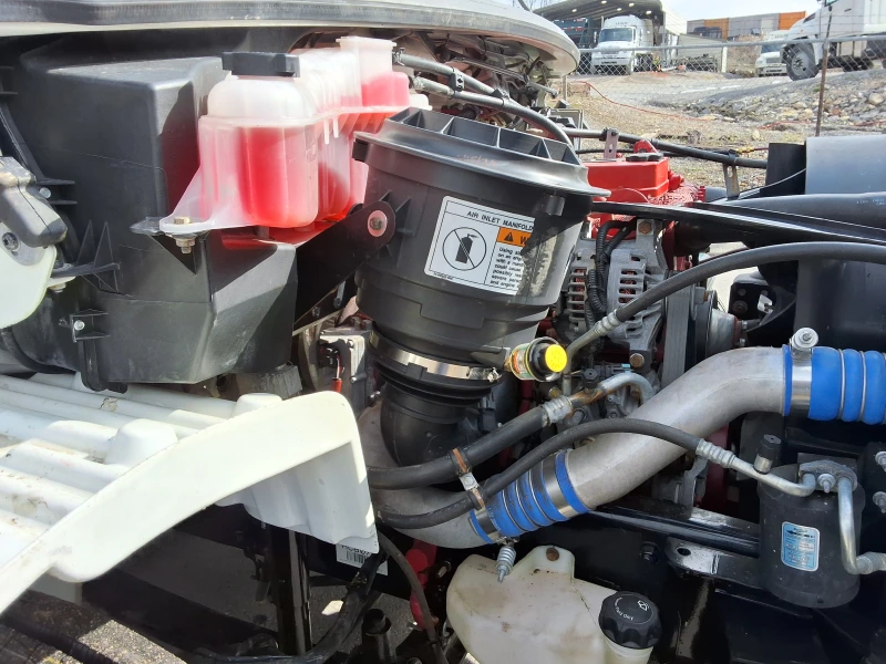 2016 FREIGHTLINER BUSINESS CLASS M2 106