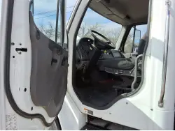 2016 FREIGHTLINER BUSINESS CLASS M2 106