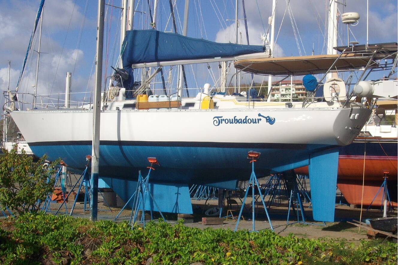 A photo of this 1986 Beneteau Idylle 15.50