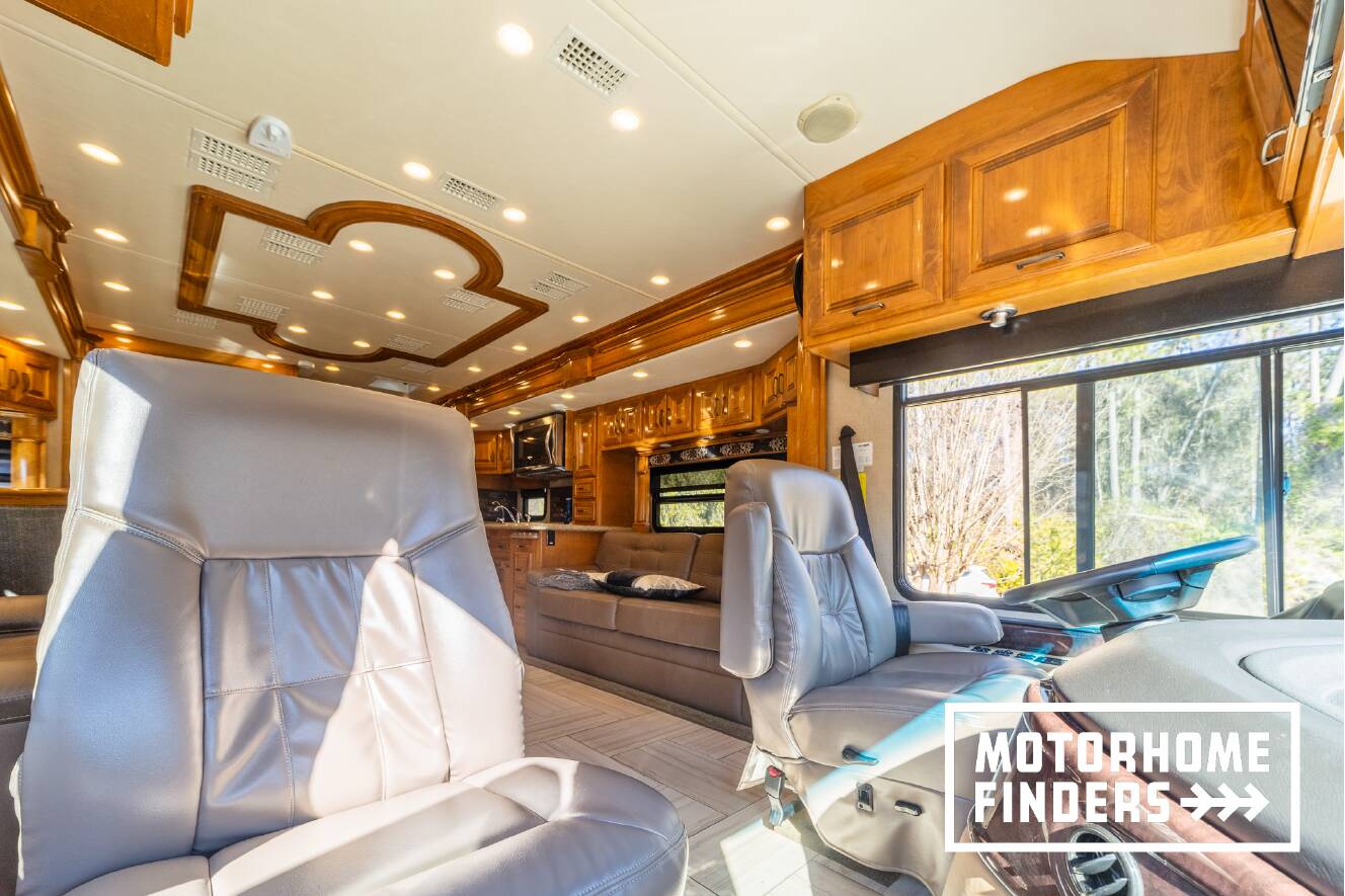 A photo of this 2017 American Coach AMERICAN REVOLUTION 42Q