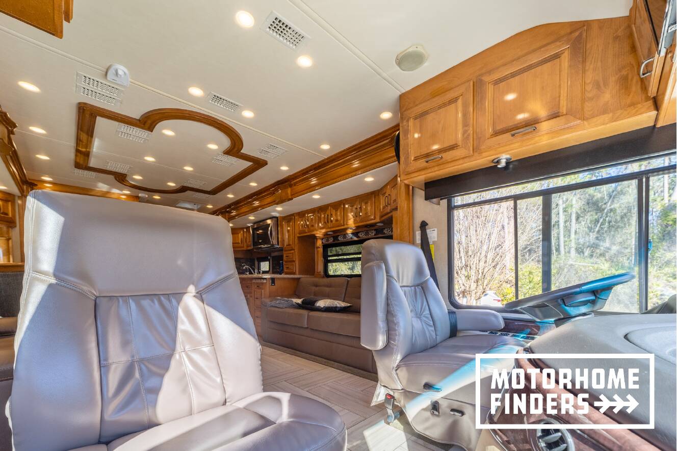A photo of this 2017 American Coach AMERICAN REVOLUTION 42Q