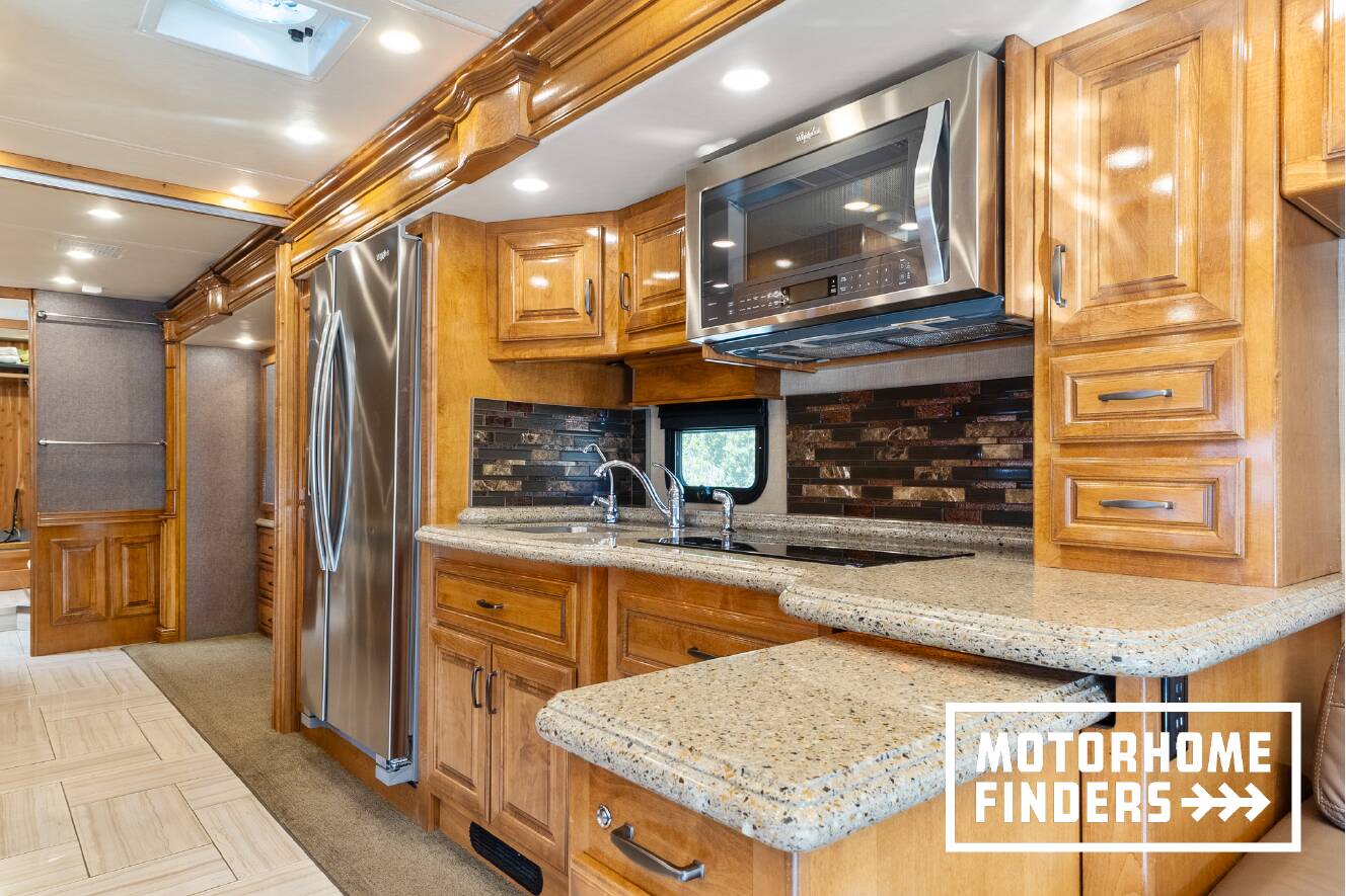 A photo of this 2017 American Coach AMERICAN REVOLUTION 42Q