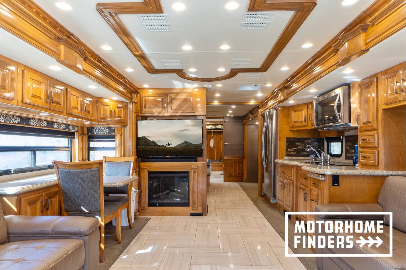 A photo of this 2017 American Coach AMERICAN REVOLUTION 42Q