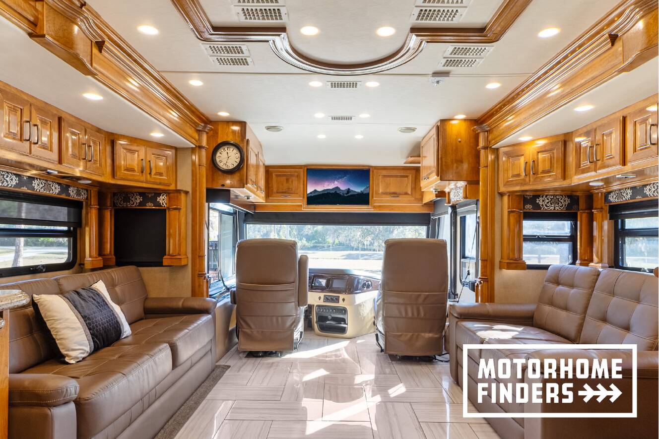A photo of this 2017 American Coach AMERICAN REVOLUTION 42Q