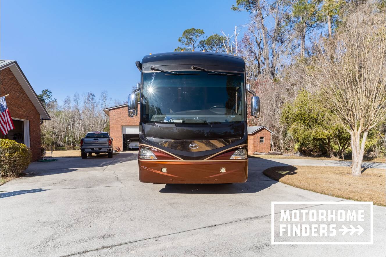 A photo of this 2017 American Coach AMERICAN REVOLUTION 42Q