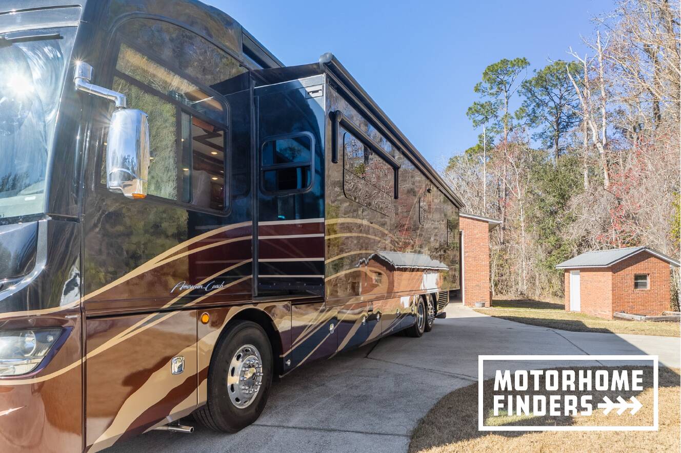 A photo of this 2017 American Coach AMERICAN REVOLUTION 42Q