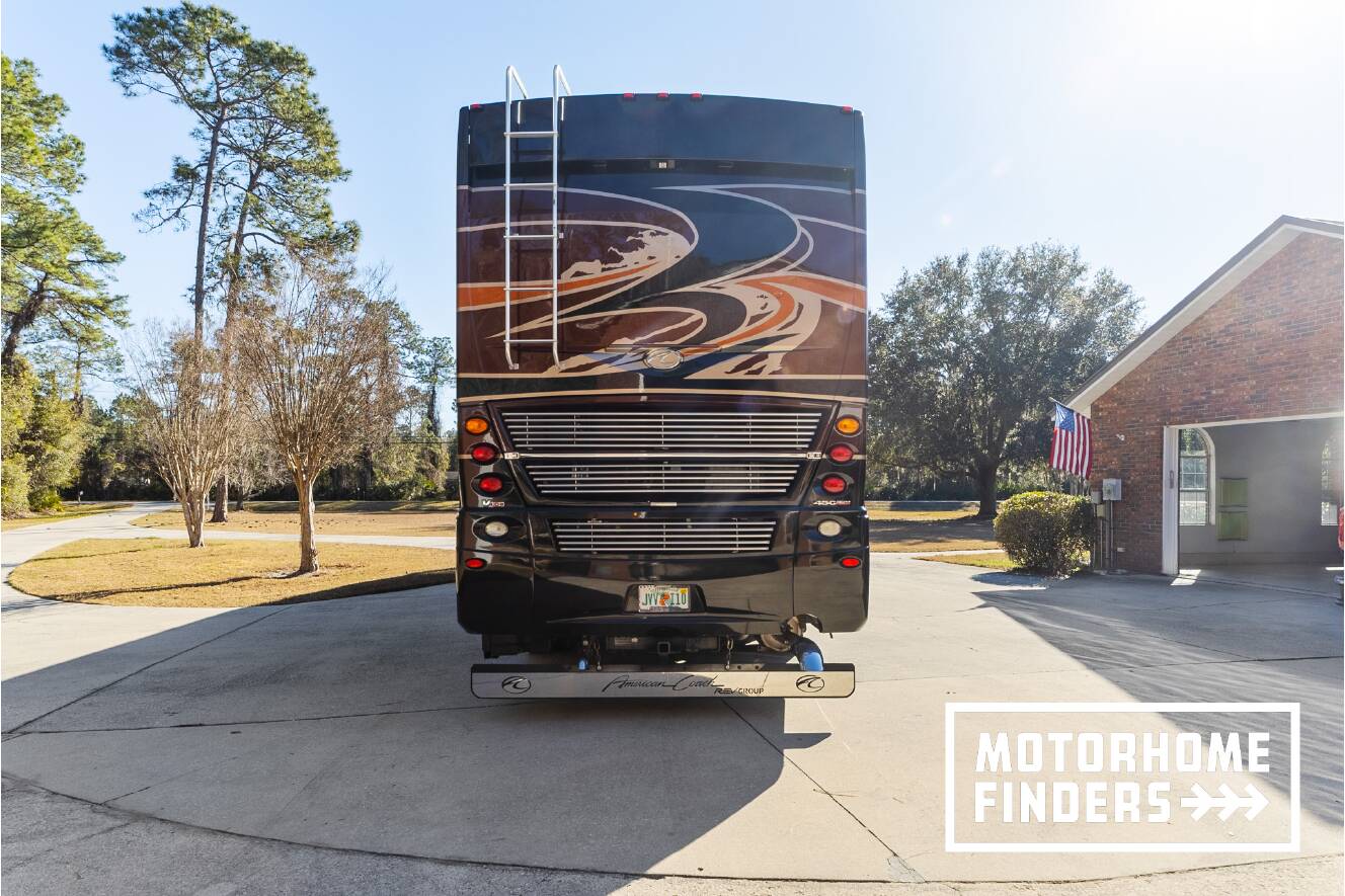 A photo of this 2017 American Coach AMERICAN REVOLUTION 42Q