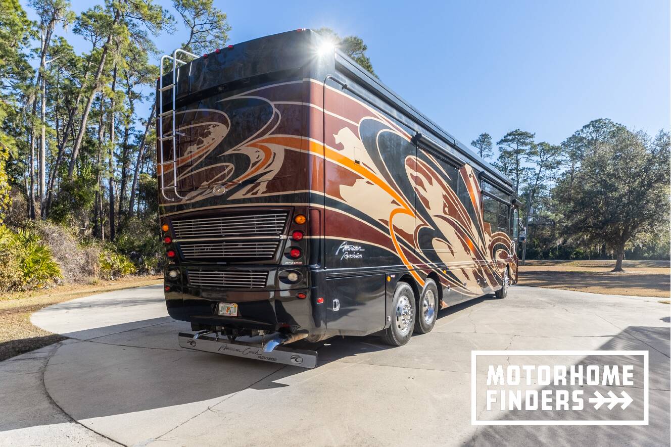 A photo of this 2017 American Coach AMERICAN REVOLUTION 42Q