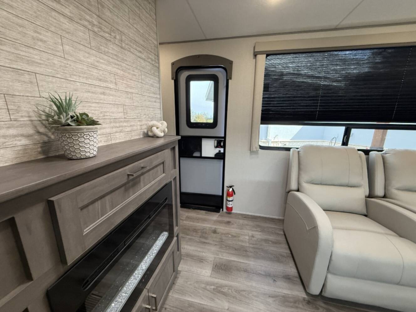 A photo of this 2026 Coachmen Rv Catalina Legacy Edition 303RKDS
