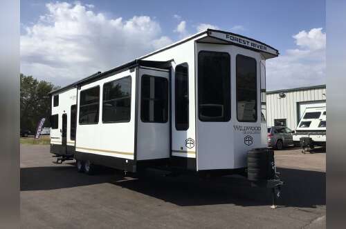 2025 Forest River Rv Wildwood Grand Lodge 42FLDL in new ulm MN