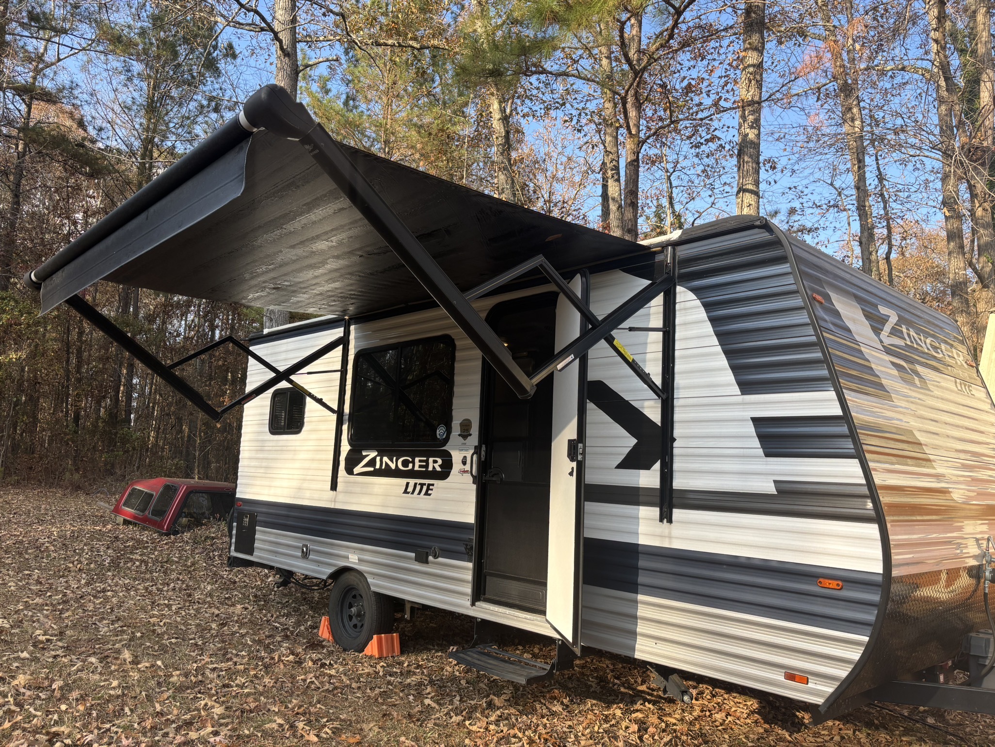 2022 Crossroads Zinger Lite RV