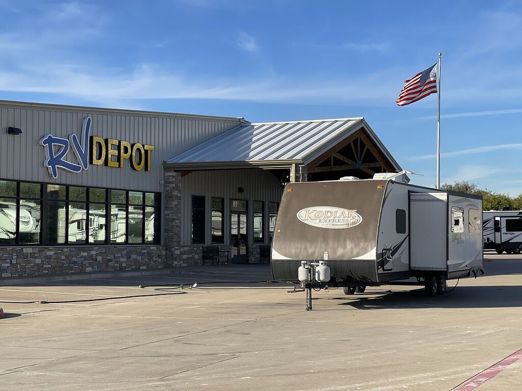 2013 Dutchmen KODIAK 284BHSL in cleburne TX