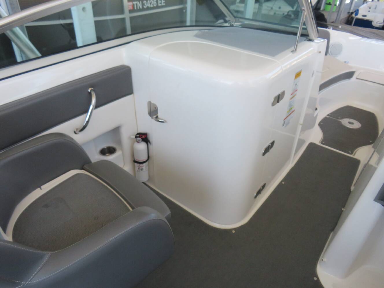 A photo of this 2011 Sea Ray 240 SUNDECK