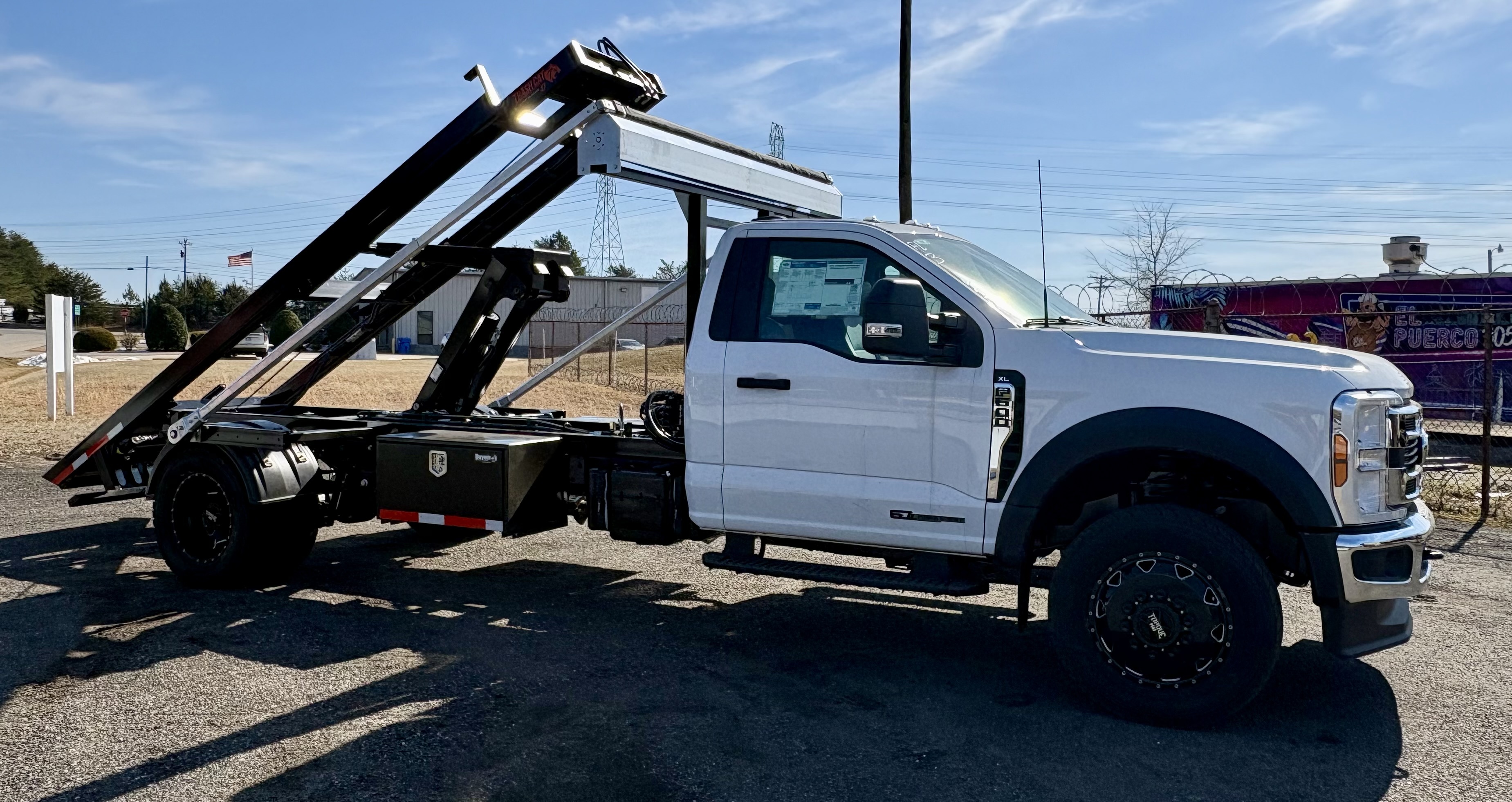 2026 FORD F600 XL - TRASH CAT 47 HYDRAULIC WITH TORQUE HD WHEELS in Statesville, NC
