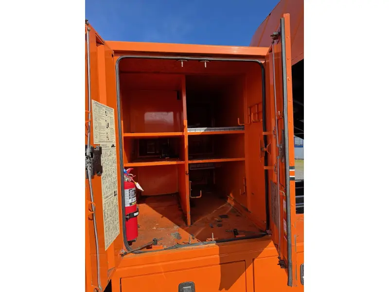 2016 FREIGHTLINER M2