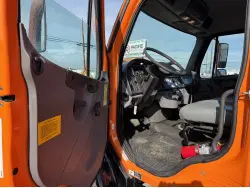 2016 FREIGHTLINER M2