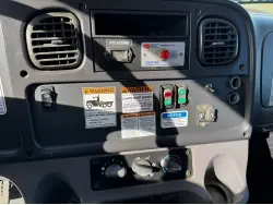 2016 FREIGHTLINER M2