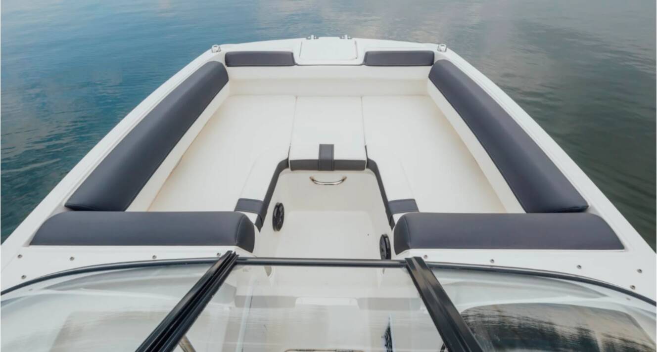 A photo of this 2025 Bayliner D20I