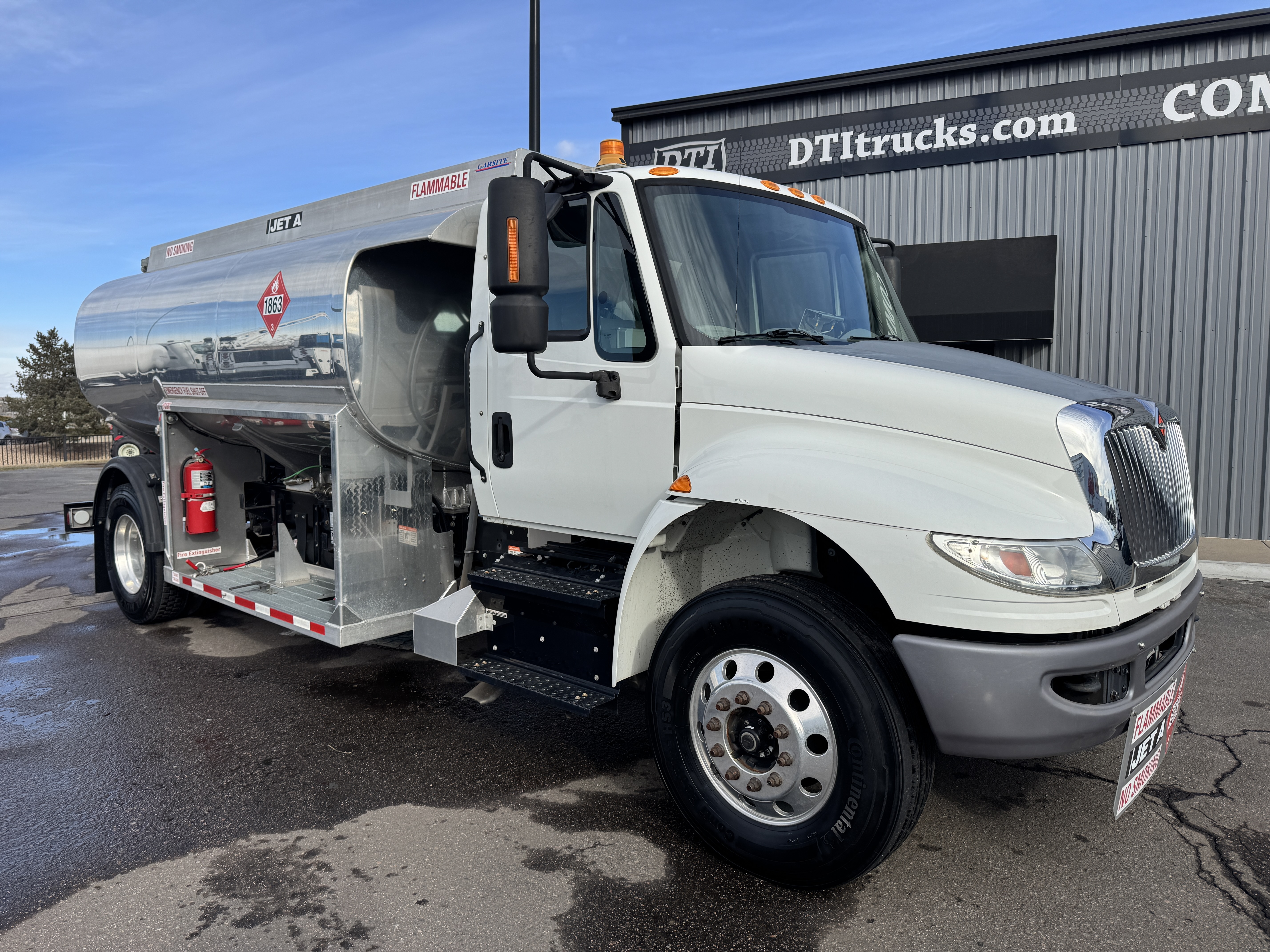 2018 INTERNATIONAL 4300 in Wheat Ridge, CO