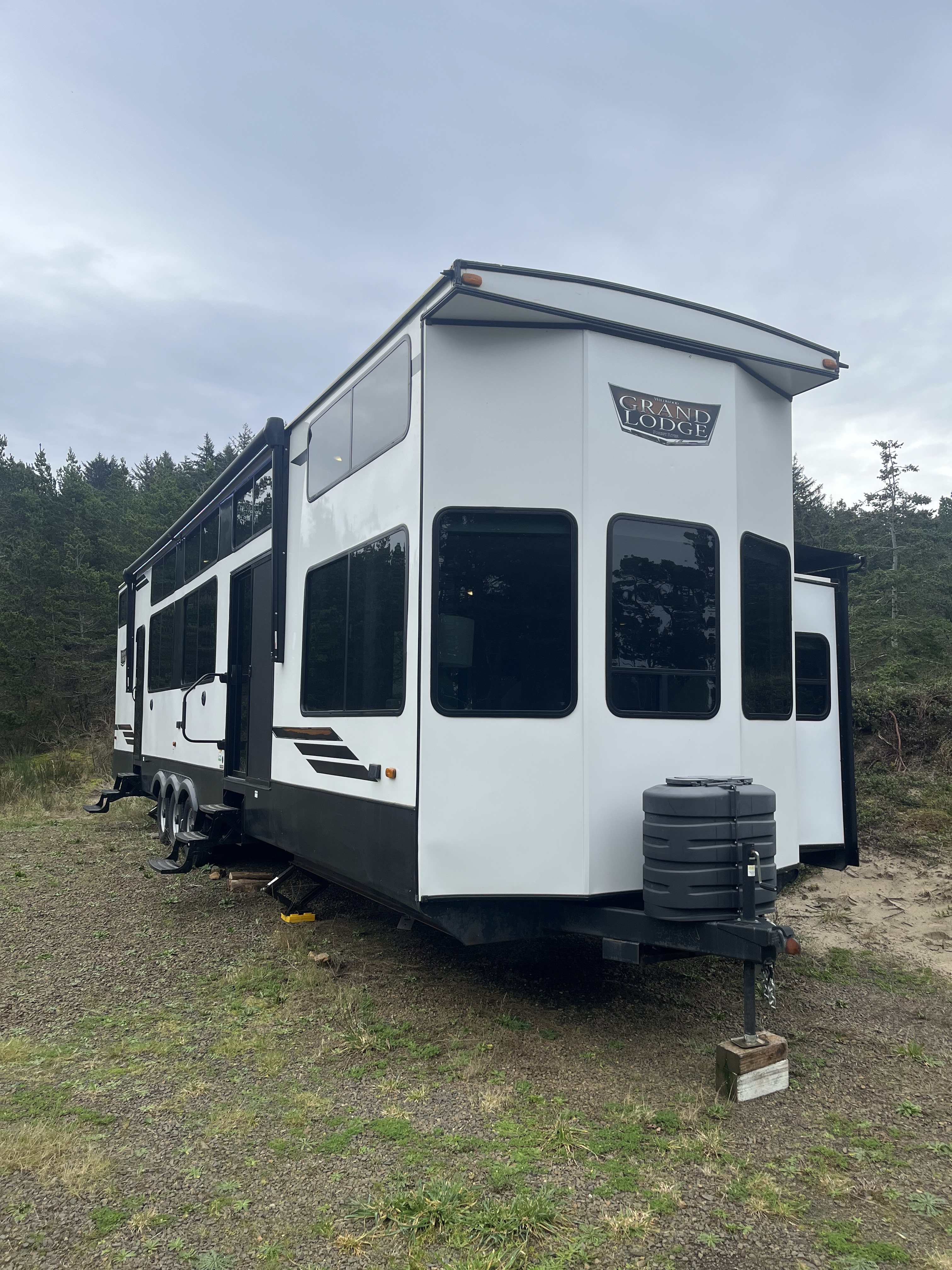 2024 Forest River WILDWOOD GRAND LODGE 44VIEW in mcminnville OR