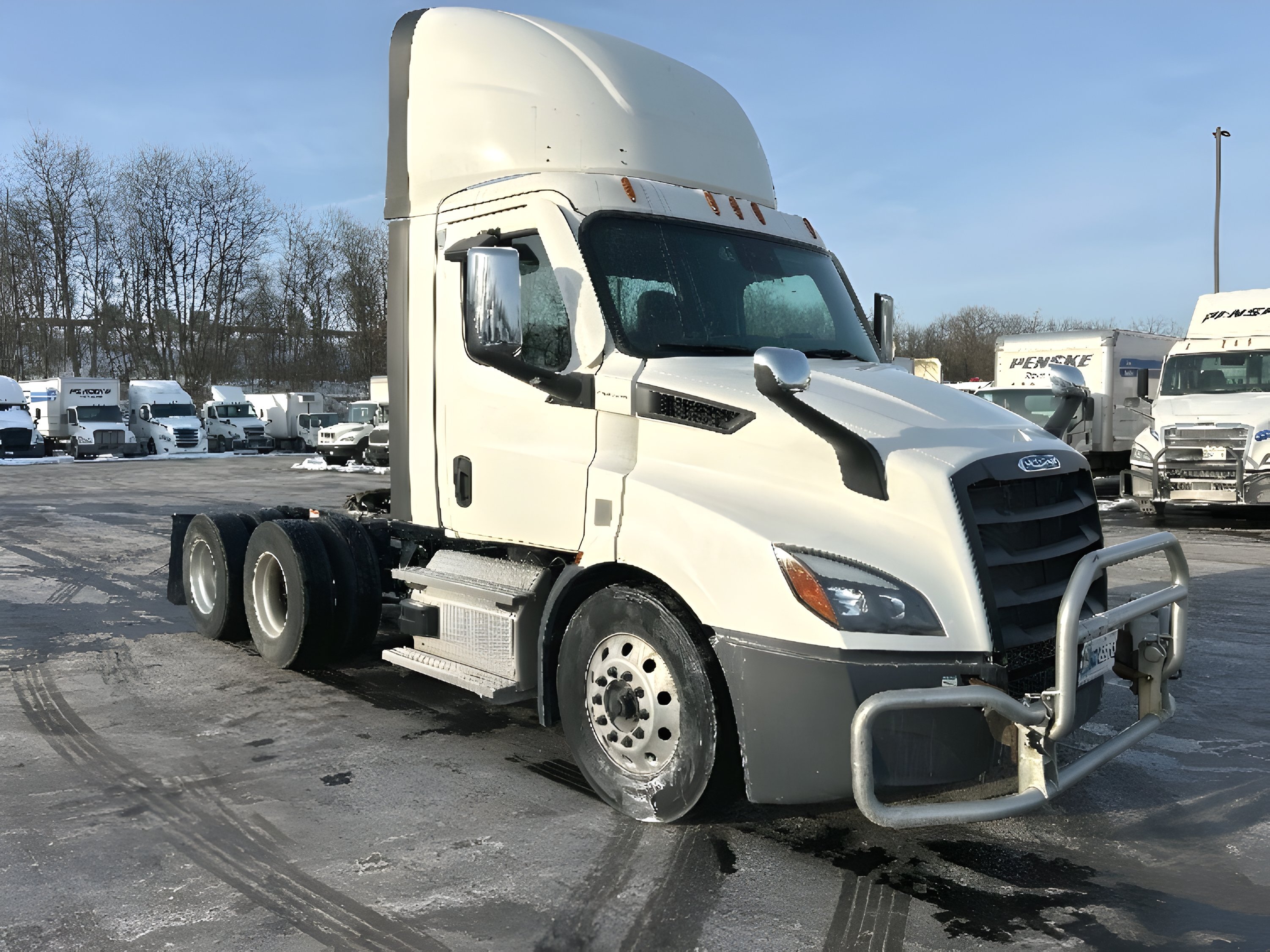 2022 FREIGHTLINER CASCADIA 116 in Mount Pleasant, PA