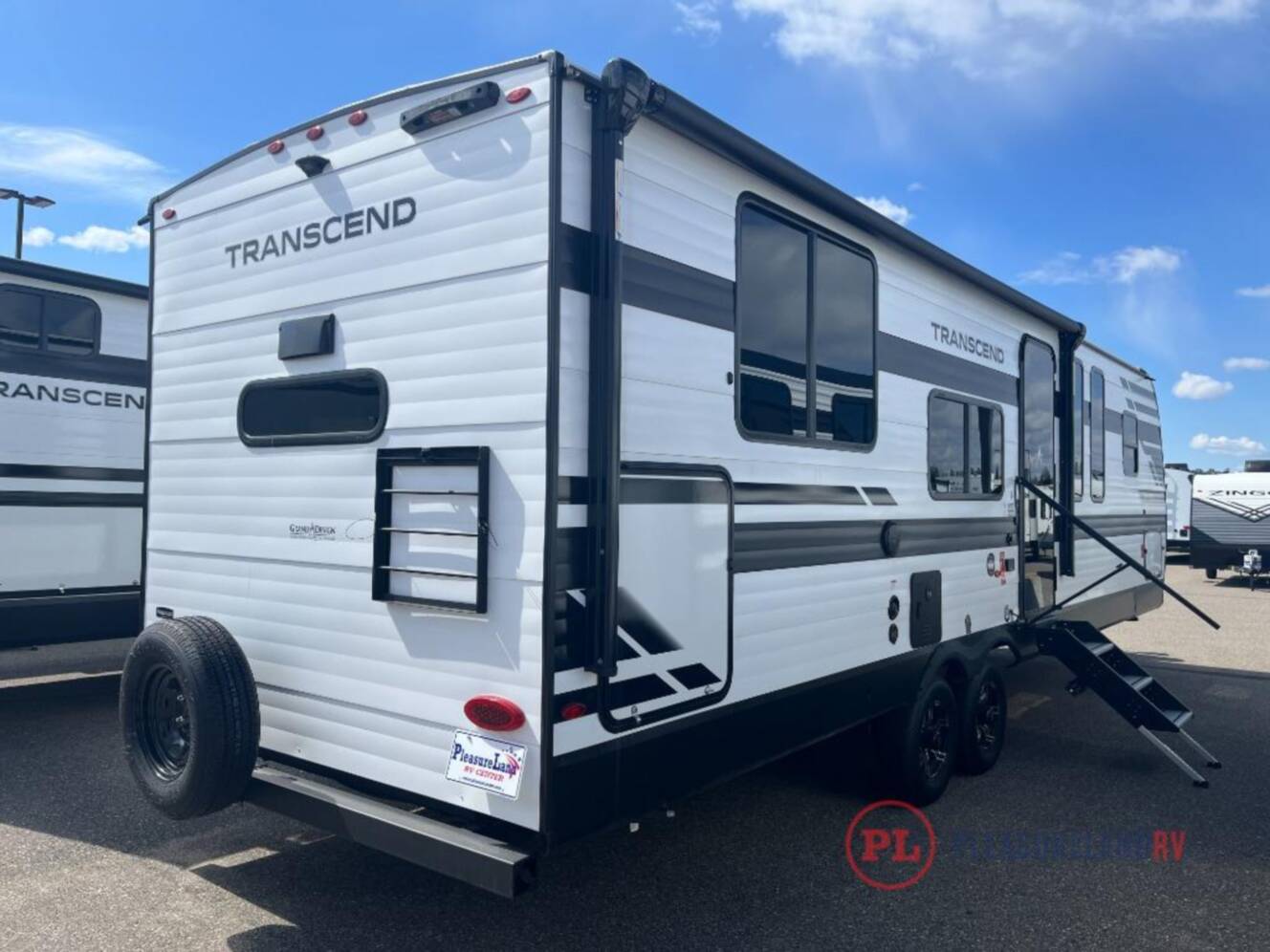 A photo of this 2026 Grand Design Transcend 285RKT