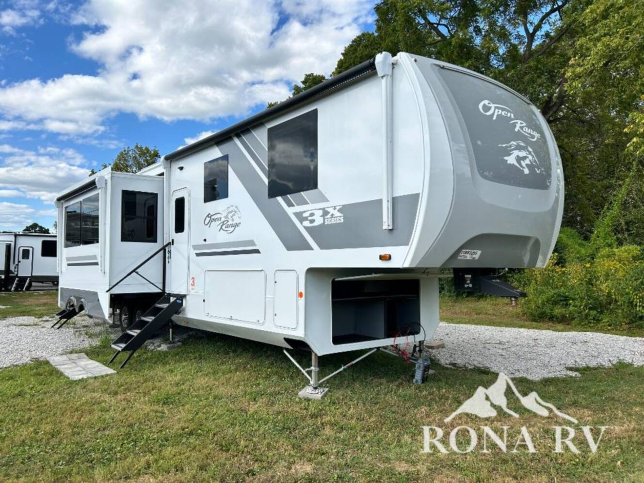A photo of this 2026 Highland Ridge Open Range 3X 390TBS