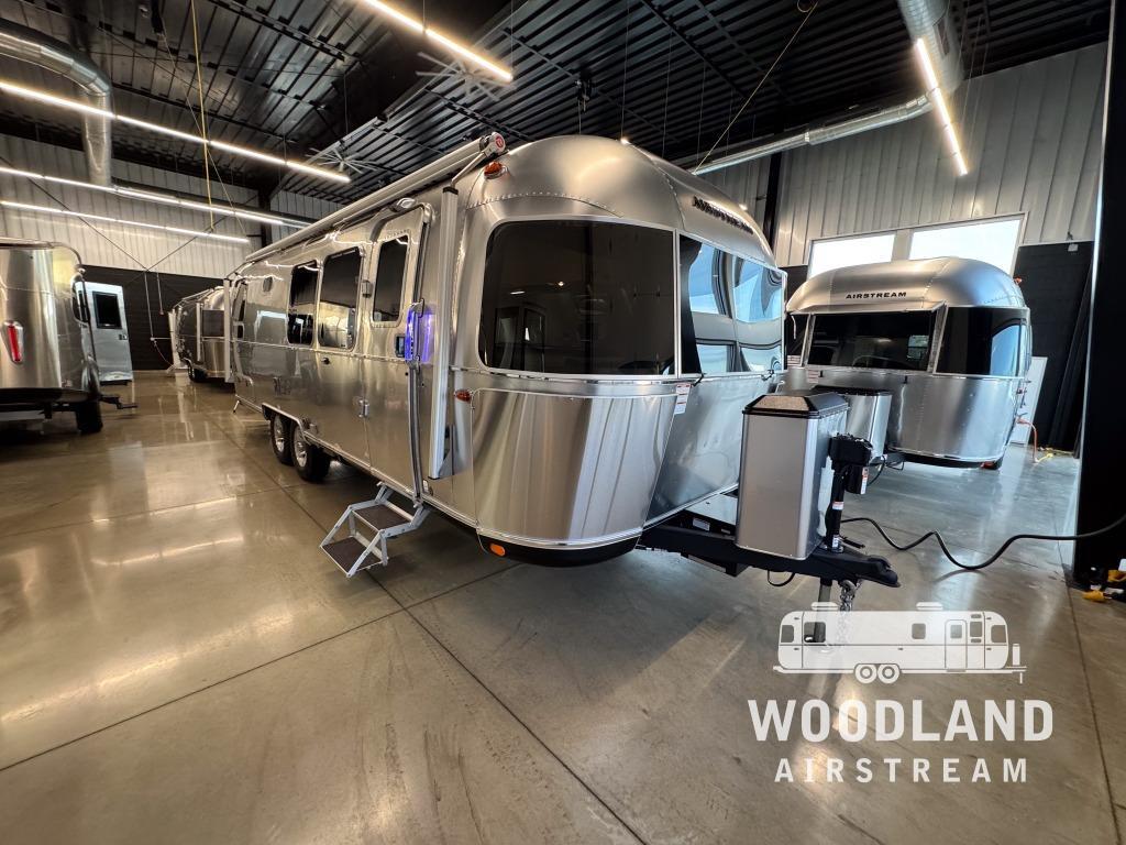 2026 Airstream Classic 28RB Twin in lebanon IN