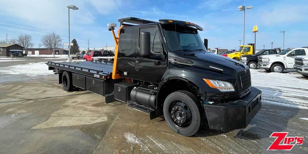 2025 INTERNATIONAL MV607 in New Hampton, IA