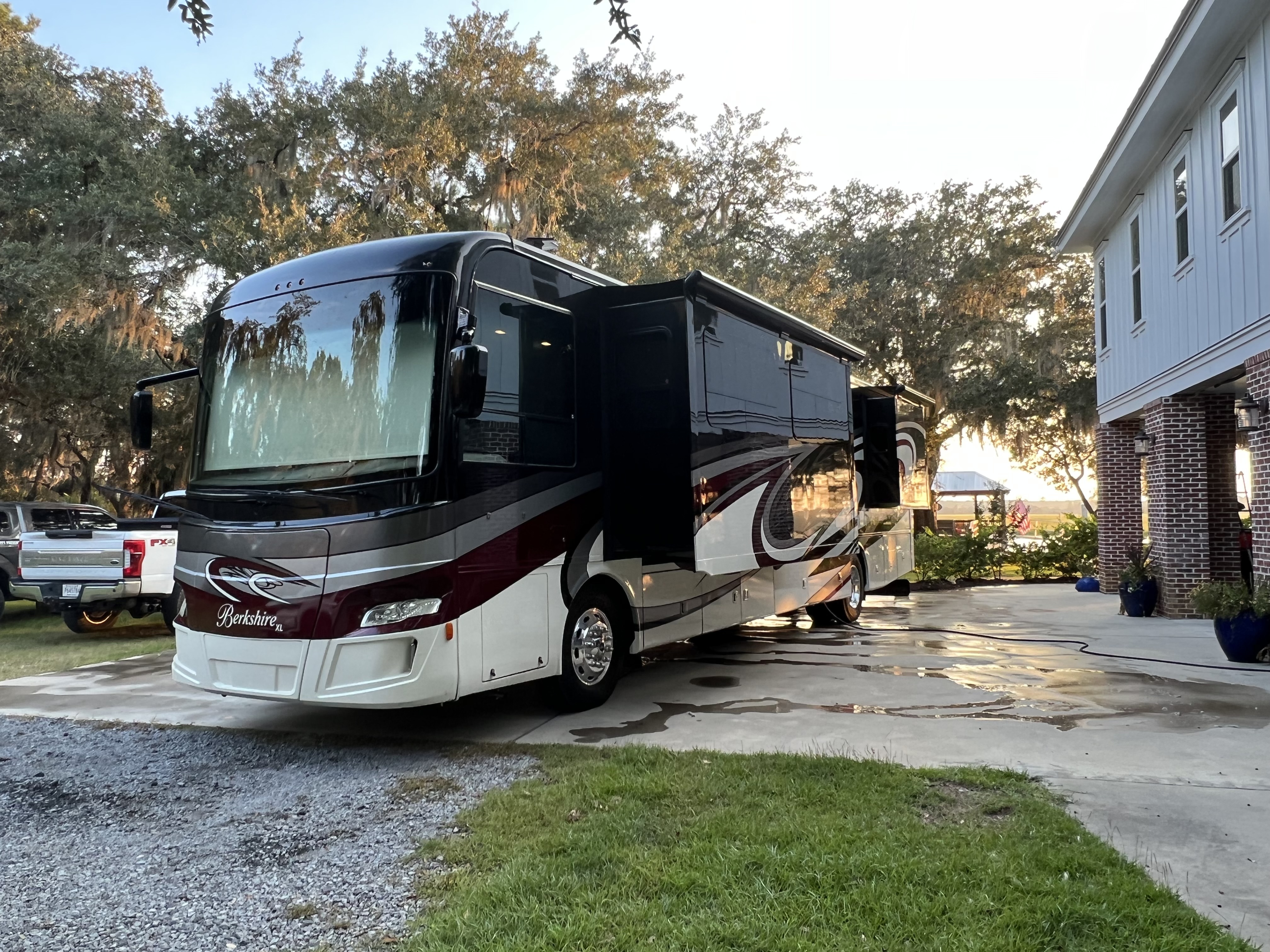 2016 Forest River BERKSHIRE XL 40BH in summerville SC