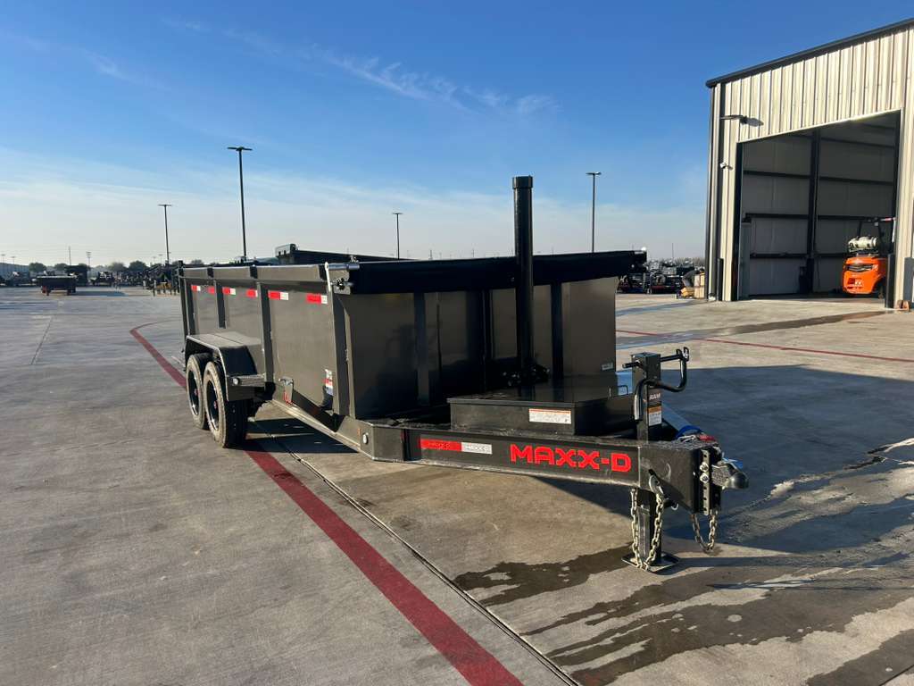 2026 MAXXD 16'x83" Dump in Beasley, TX