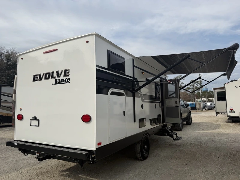 2026 LANCE EVOLVE 1965