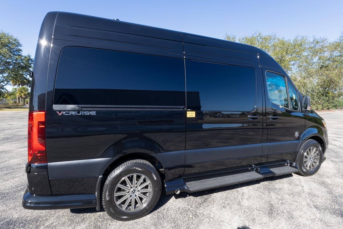 2026 Ogv Luxury Coach V-CRUISE 8OB in bradenton FL