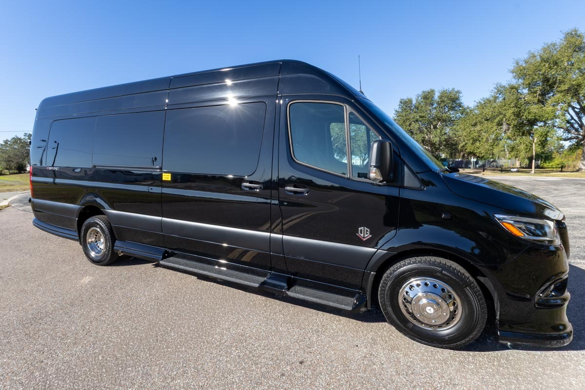 2026 Ogv Luxury Coach V-SPORT 9RB7 170E in bradenton FL