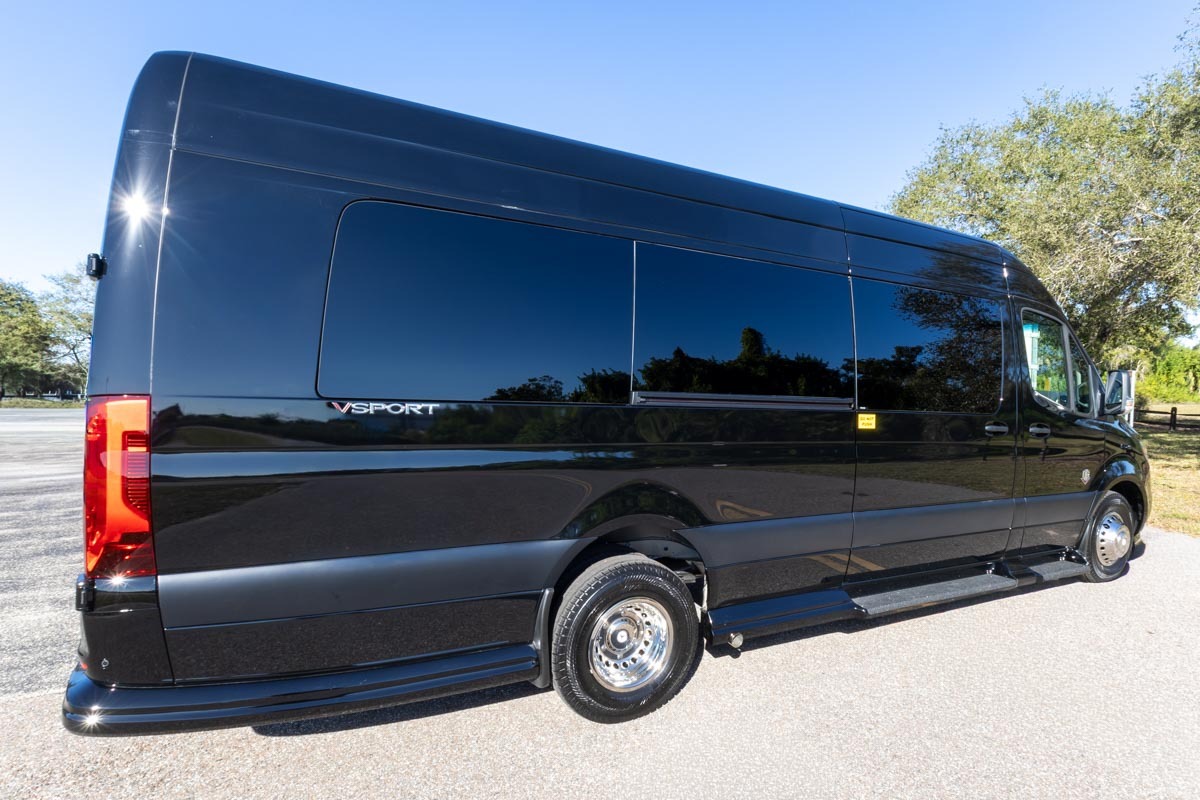 2026 Ogv Luxury Coach V-SPORT 9RB7 170E in bradenton FL
