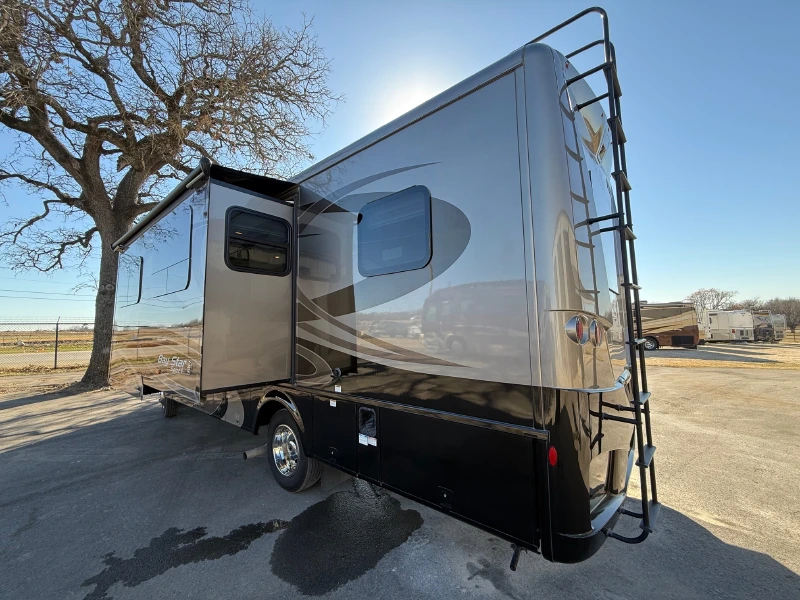 2018 NEWMAR BAY STAR SPORT 2702