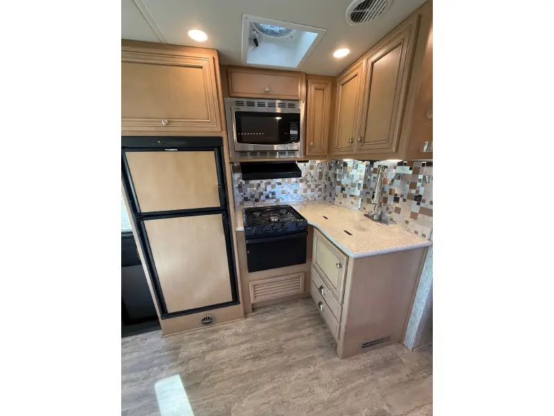 2018 NEWMAR BAY STAR SPORT 2702