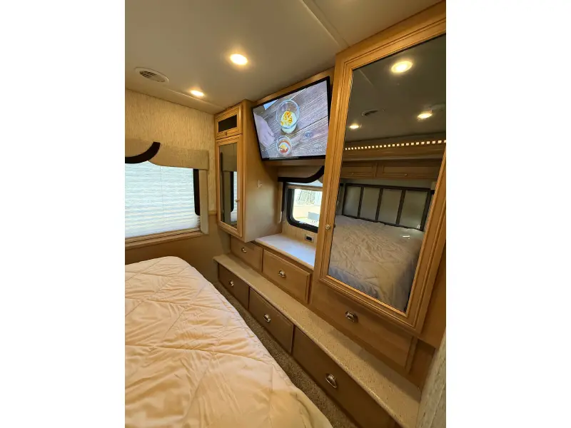 2018 NEWMAR BAY STAR SPORT 2702