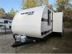 2026 LANCE EVOLVE 2685