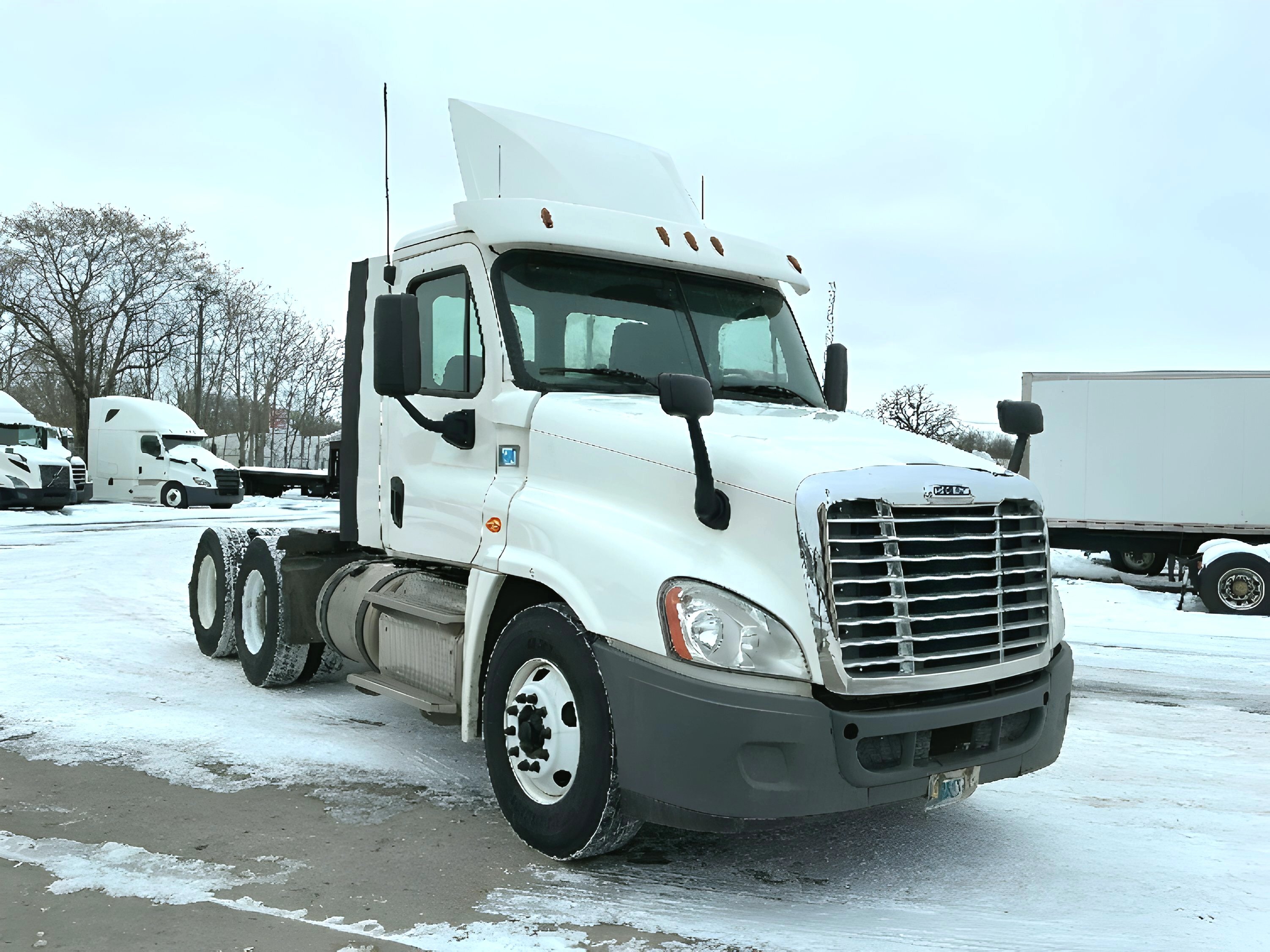 2019 FREIGHTLINER CASCADIA 125 in Elkhart, IN