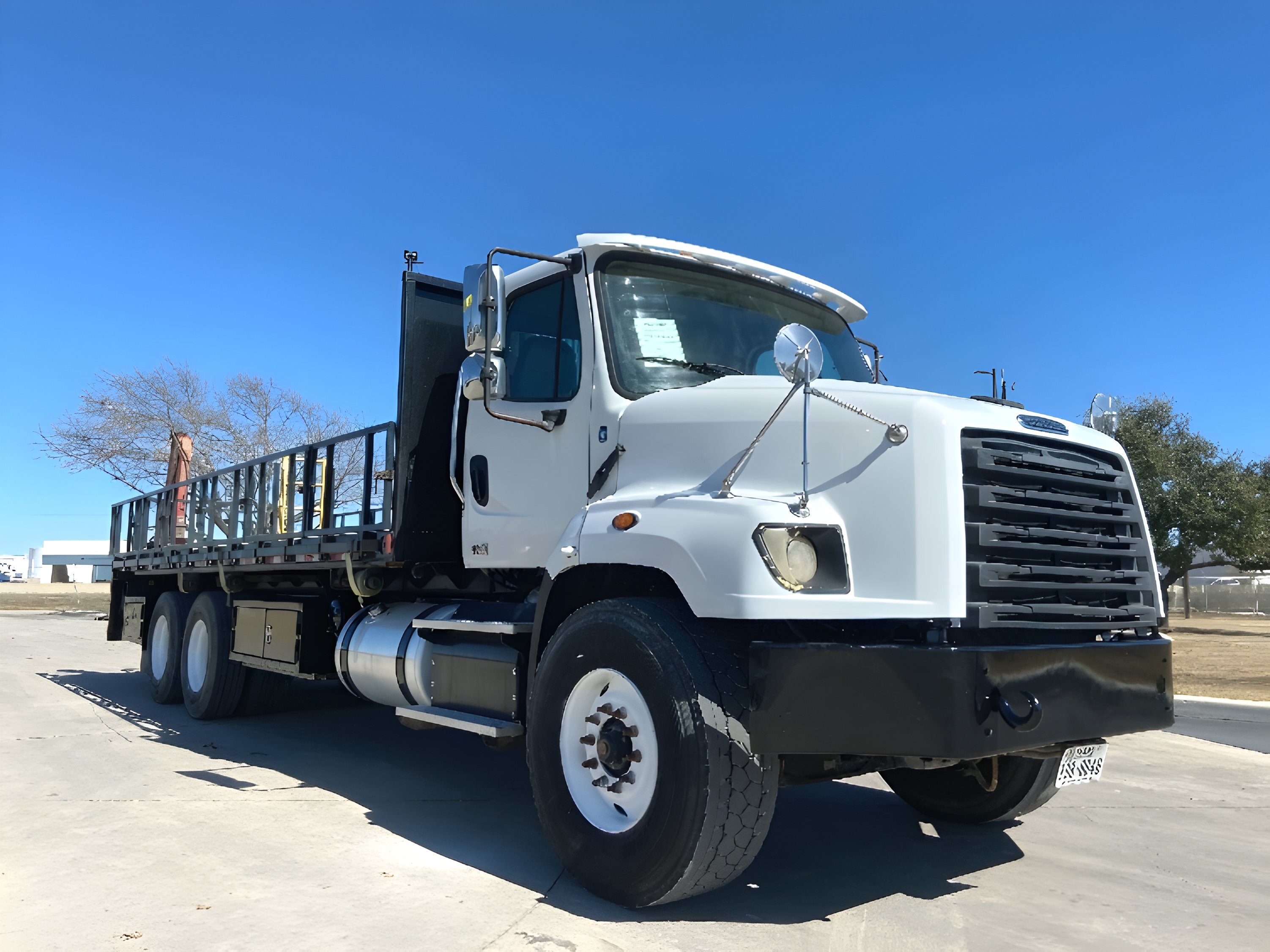 2019 FREIGHTLINER 114 SD in San Antonio, TX