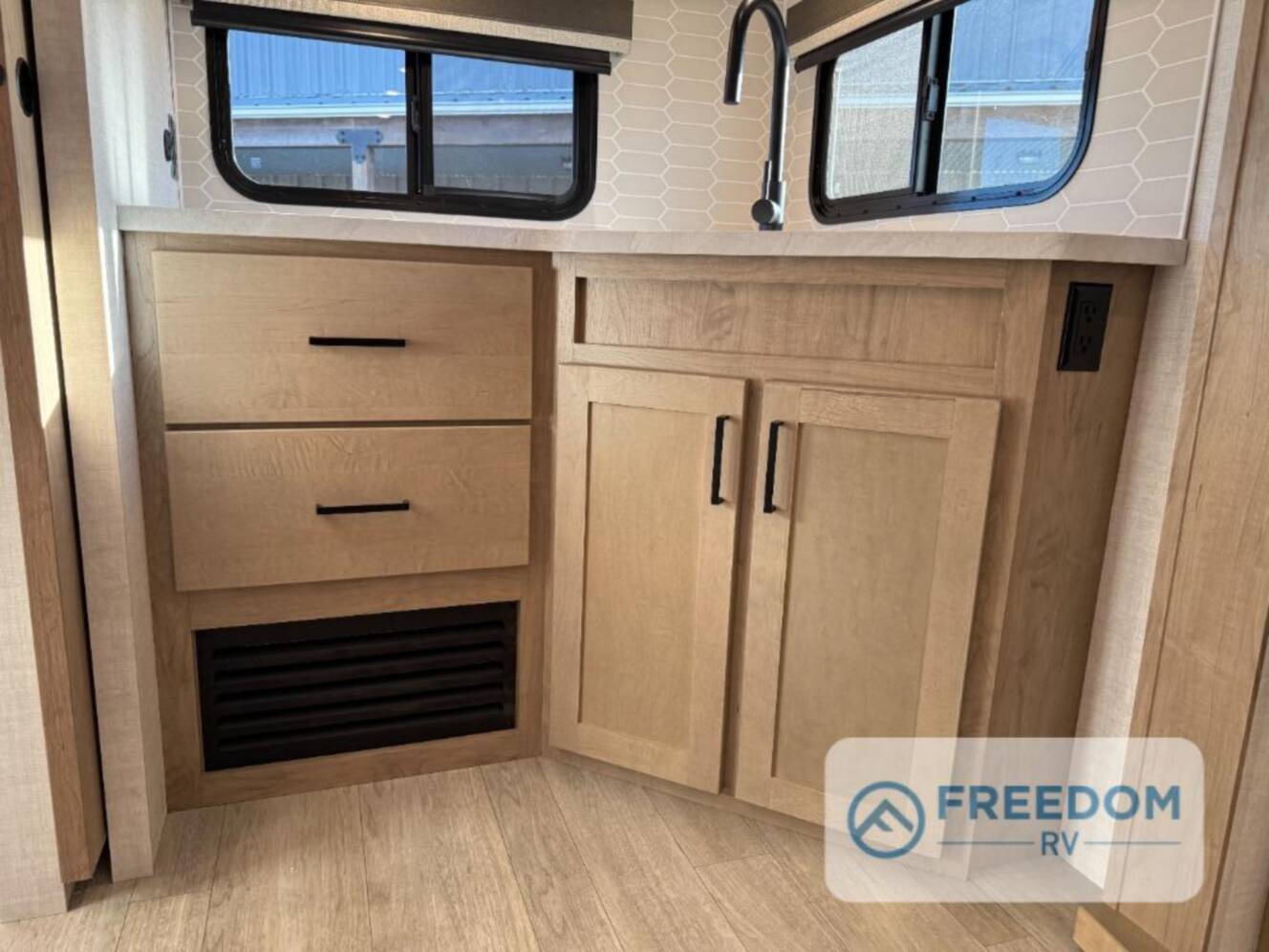 A photo of this 2026 Ember Rv E-Series 22MLQ