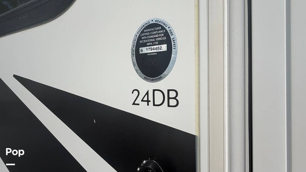 2020 Thor Motor Coach Daybreak 24DB in holiday FL