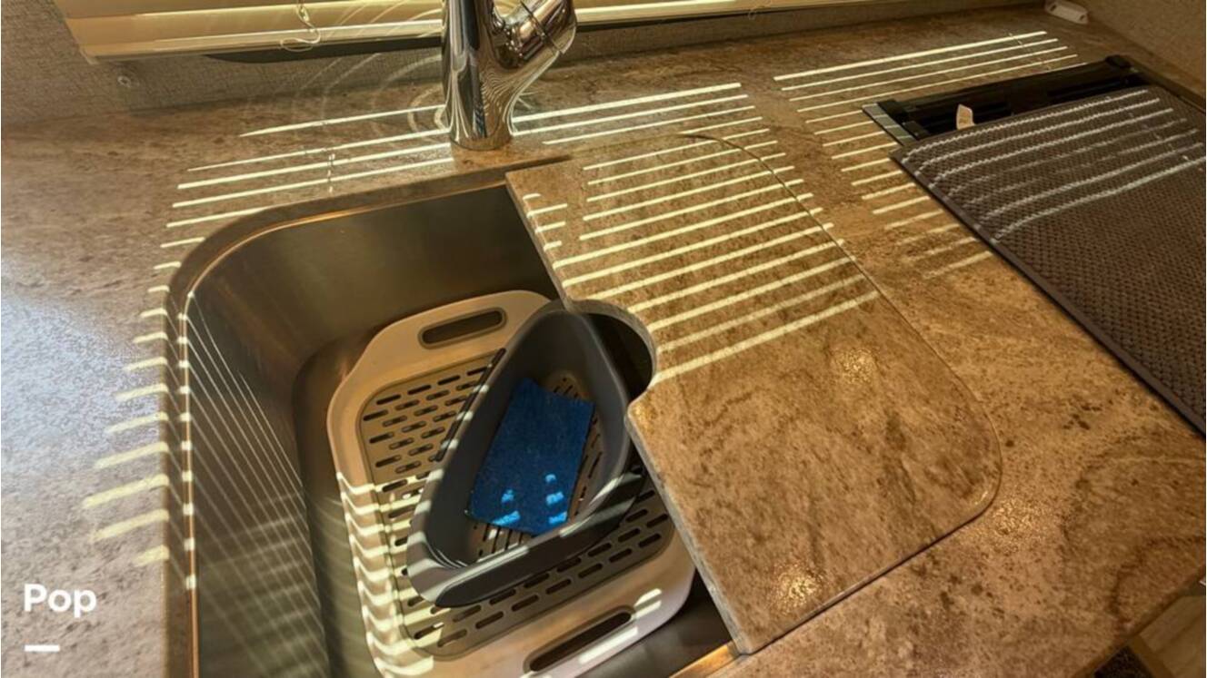 A photo of this 2020 Thor Motor Coach Daybreak 24DB